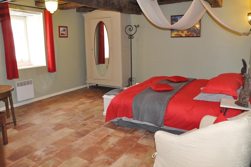 Caraman Le Lac De Crivito B&B 객실 사진