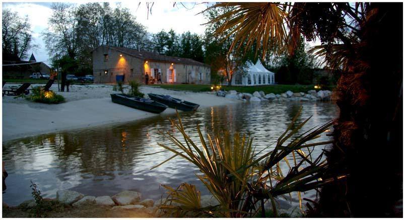 Caraman Le Lac De Crivito B&B 외부 사진