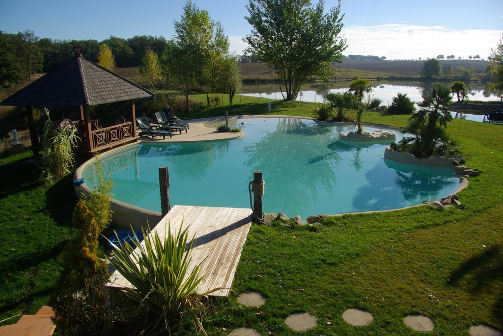 Caraman Le Lac De Crivito B&B 외부 사진